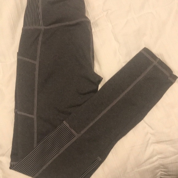 Stylish grey leggings, size XS - Picture 1 of 1